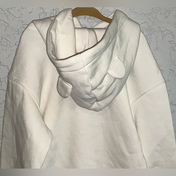 HARIBO Hoodie with Skiing Bear Graphic (NWOT) - Picture 7 of 9